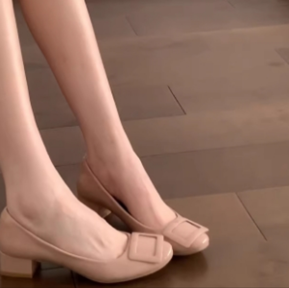 women shoes Heels